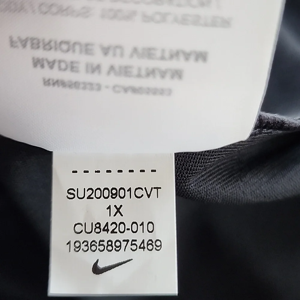 Nike Air Women's Black Drifit Top - Size 1X - Picture 7 of 8